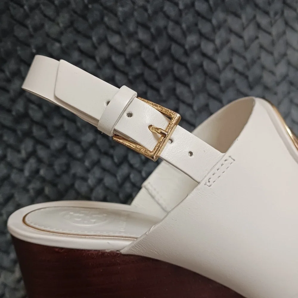 Tory Burch Cream Leather Wedge Sandals with Gold Logo - Picture 13 of 16
